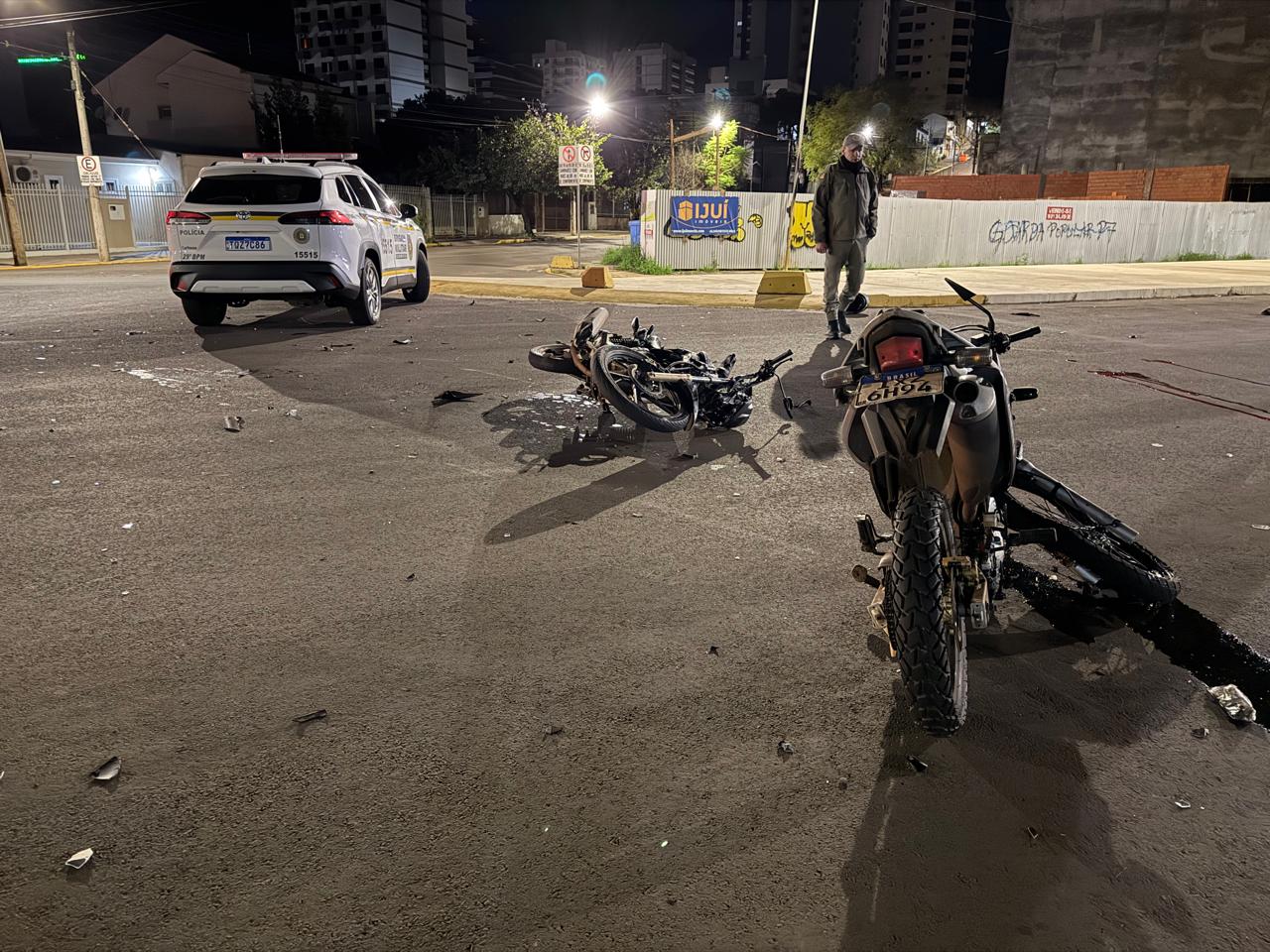 Capa Motociclista morre após ser atingido por dupla que fugia da polícia em Ijuí