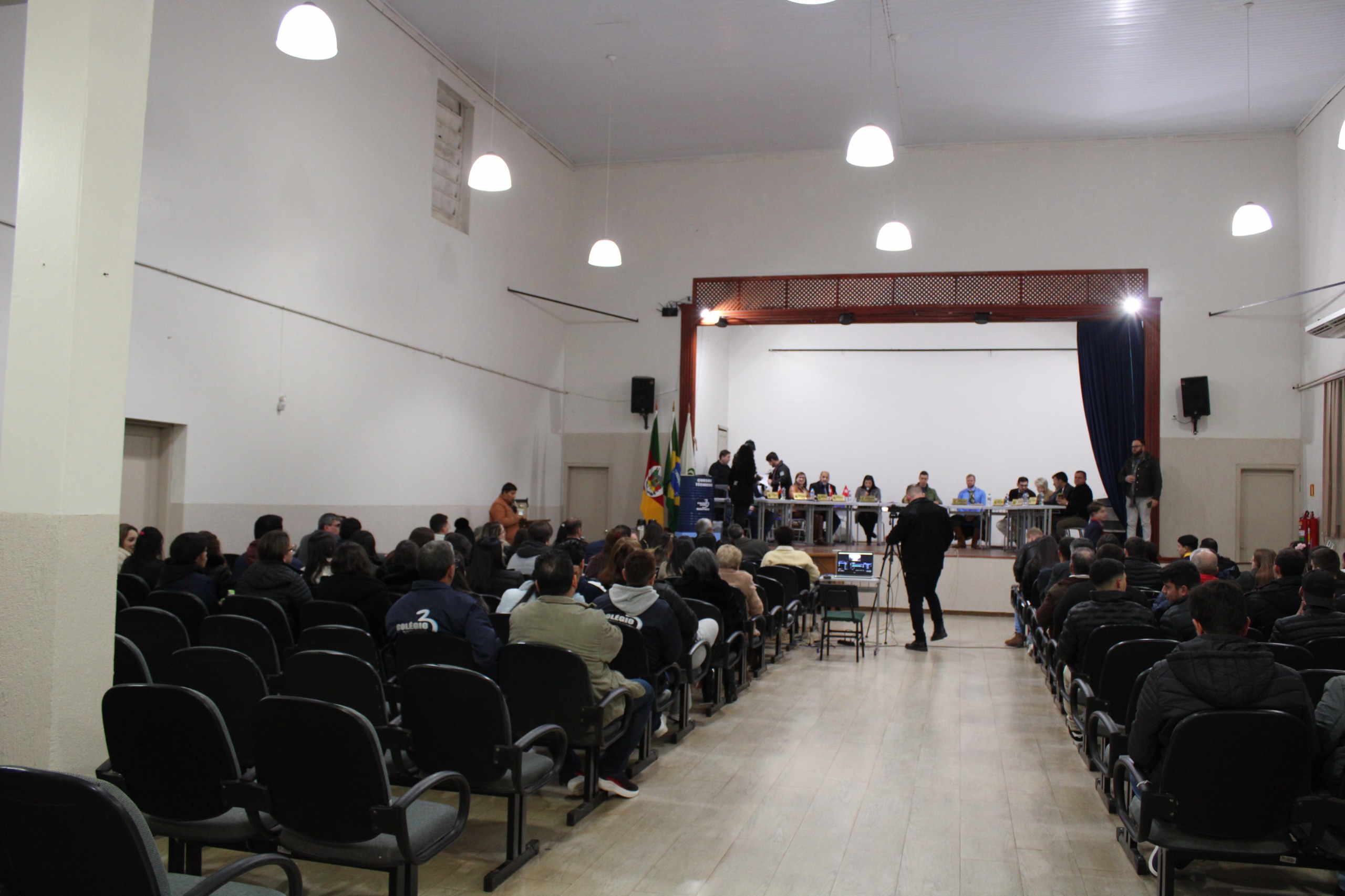 Capa Câmara de Palmeira das Missões realiza sessão no Colégio Três Mártires nesta segunda-feira (27)