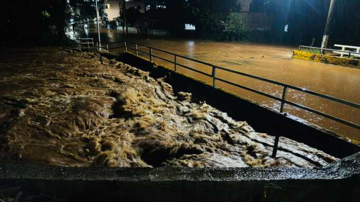 Capa Rio Caturetê transborda em Sarandi e força retirada de famílias após mais de 190 milímetros de chuva