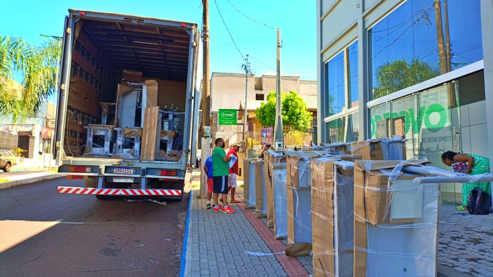 Capa Secretaria de Educação de Palmeira das Missões entrega novos equipamentos para as escolas municipais