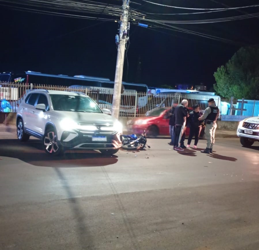 Capa Motociclista fica ferido após colisão com carro no Centro de Palmeira das Missões