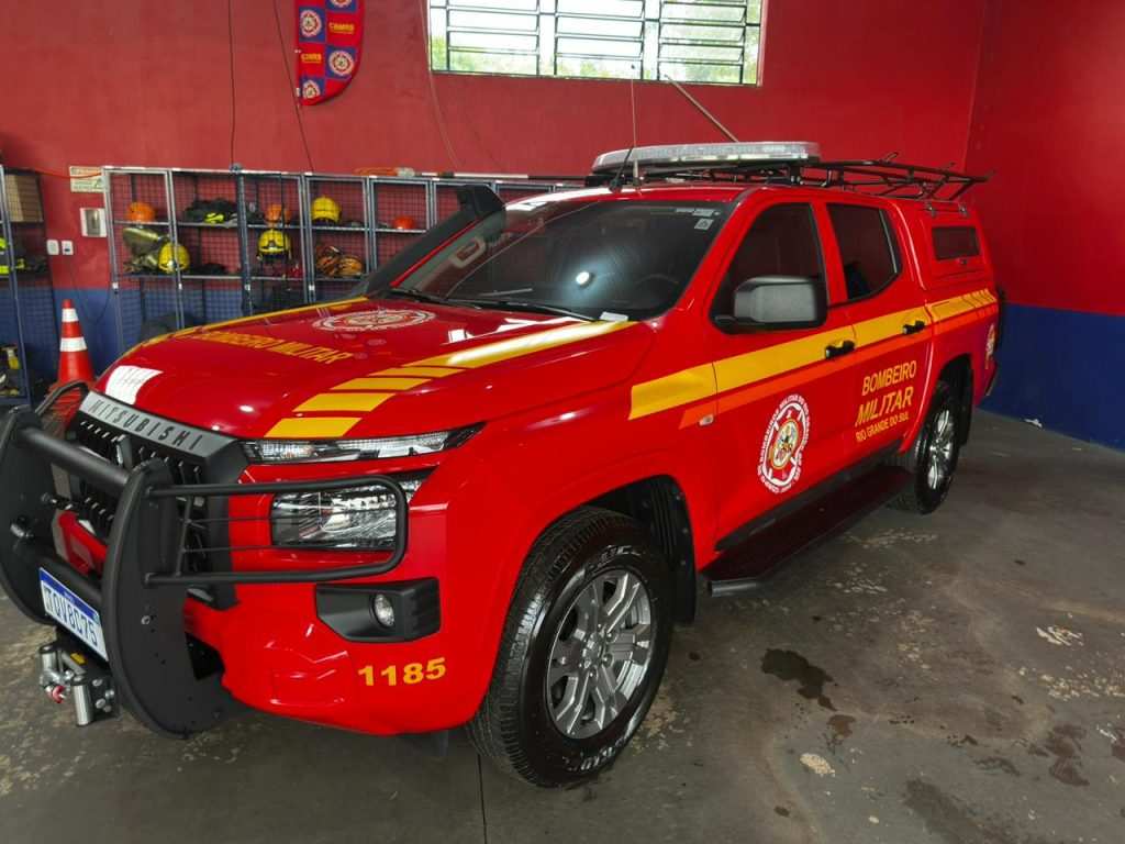 Capa Corpo de Bombeiros de Sarandi recebe duas caminhonetes para ampliar capacidade operacional