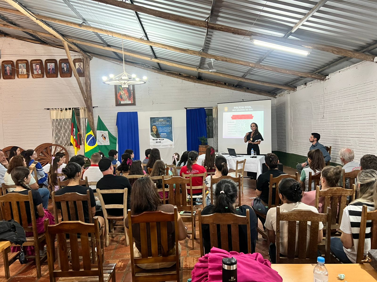 Capa Polícia Civil encerra mês de combate ao feminicídio com ações em 28 municípios da região