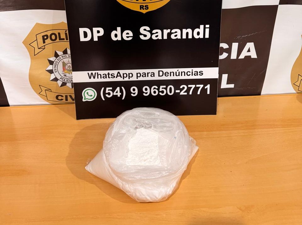 Capa Polícia Civil prende homem por tráfico de drogas após apreensão de insumo para produção de cocaína em Sarandi