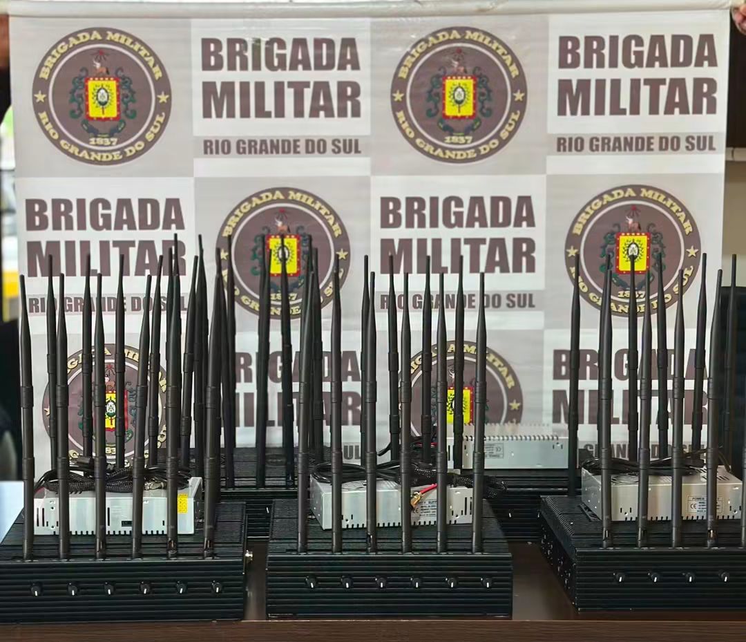 Capa Brigada Militar apreende bloqueadores de sinais em Nonoai