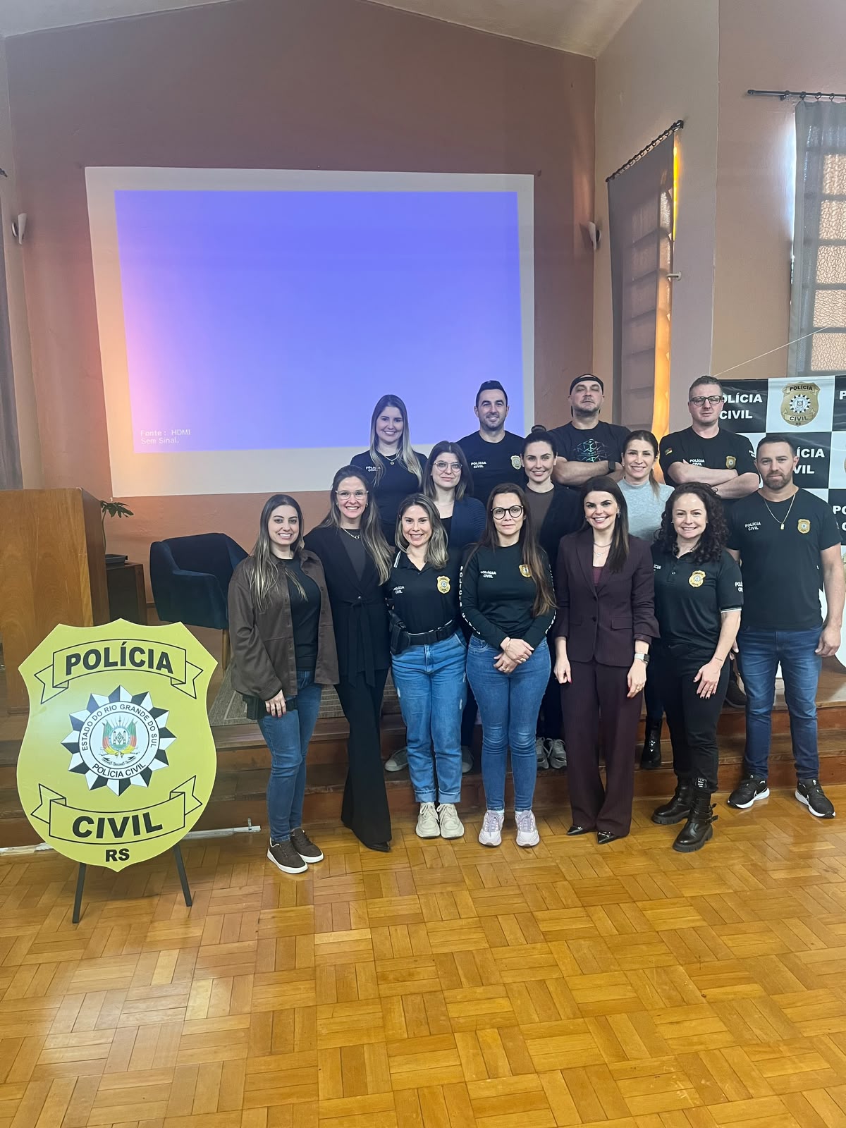 Capa Policiais da 14ª DPRI participam de capacitação para investigar feminicídios