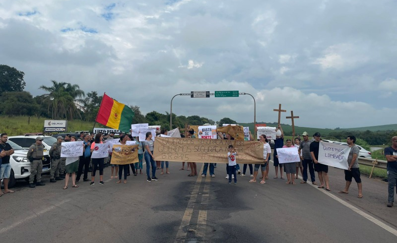 Capa Moradores protestam novamente por mais segurança na BR-285 em Carazinho após mortes
