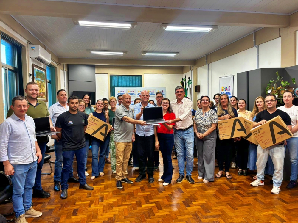 Capa Rede municipal de Palmeira das Missões recebe 100 notebooks que serão utilizados em laboratórios de aprendizagem