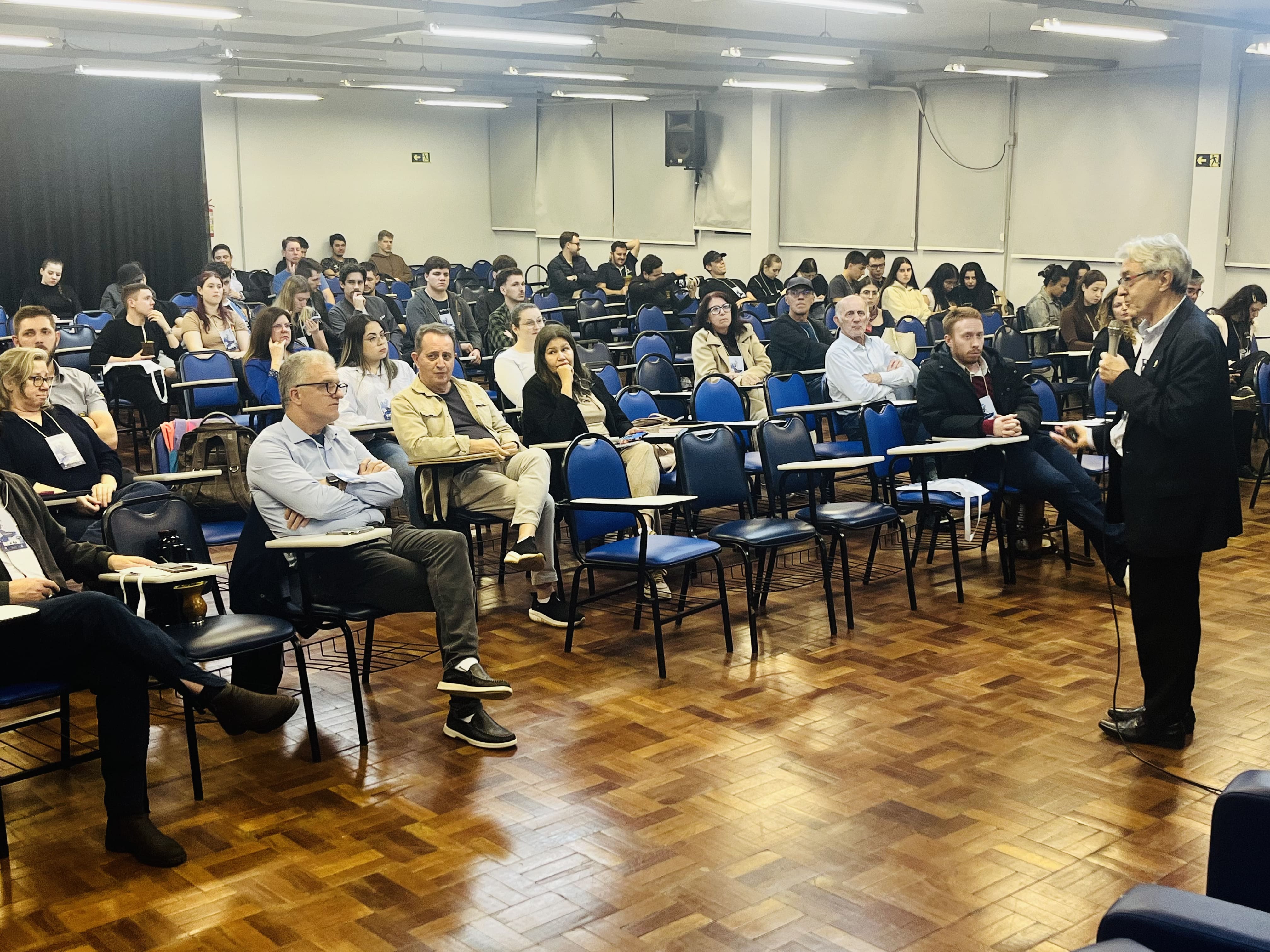 Capa Historiador José Roberto de Oliveira detalha legado missioneiro em palestra na UFSM-PM